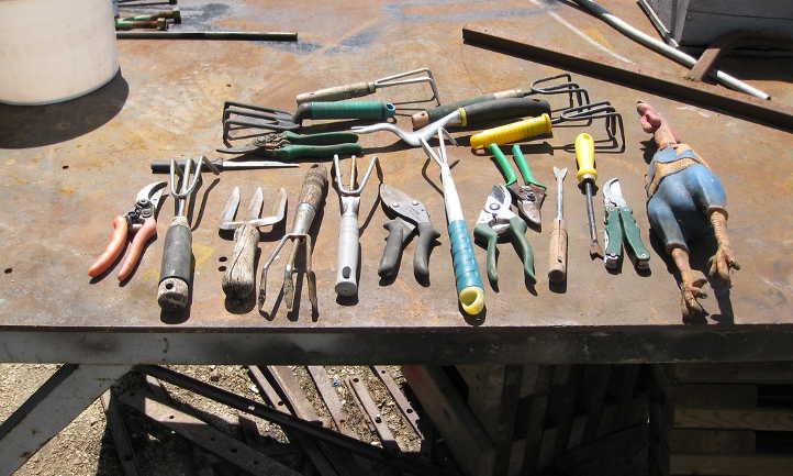 Une variété d'outils