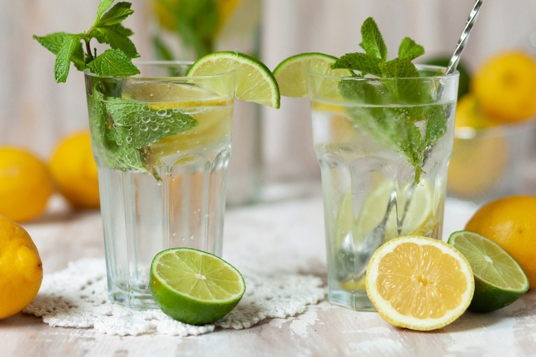 Stock image d'une boisson au citron et citron vert